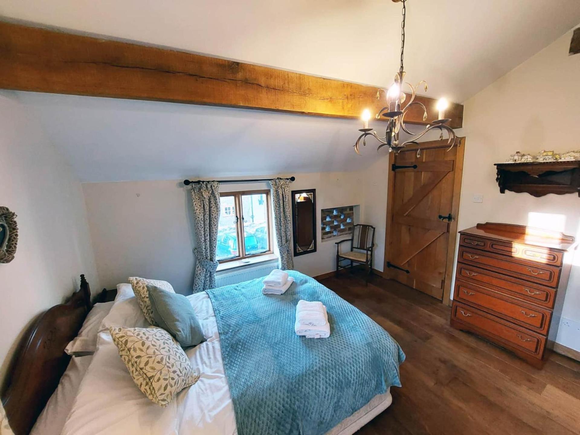 The Old Mill Barn With Hot Tub And Private Use Of Heated Pool Villa Wirral Exteriör bild